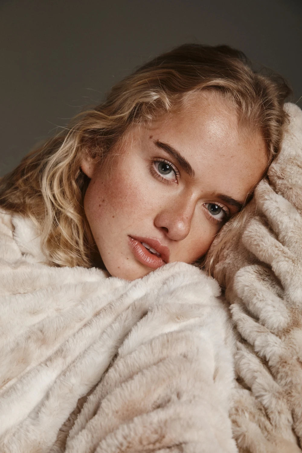 Caramel N Cream Faux Fur Blanket