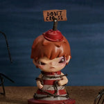 Figura Sorpresa Coleccionable Hirono Shelter